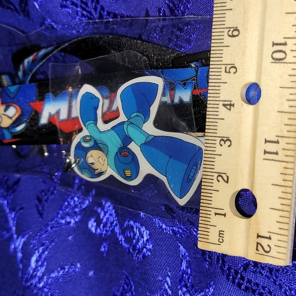 🍂3/$10 - Megaman Lanyard & Keychain - Picture 5 of 8